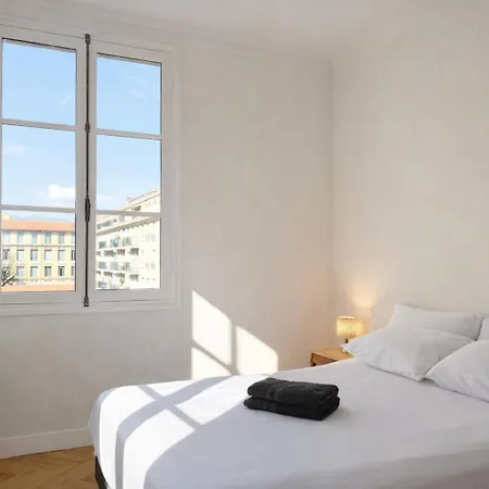 Sublime Au Port De Apartmán *